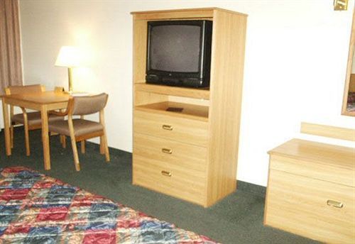 Dutch Country Inn Kalona Zewnętrze zdjęcie